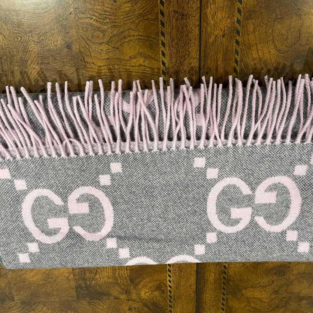 GUCCI CASHMERE SCARF - Picture 10 of 11